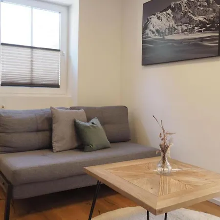 Leni 3 Apartment *