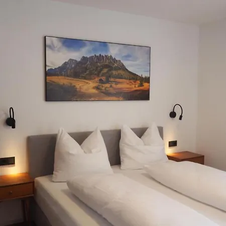 Leni 3 Apartment