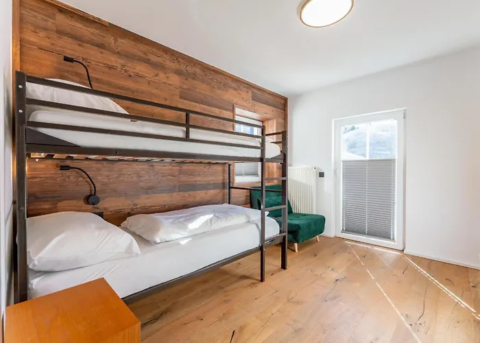 Leni 3 * דינטן אם הוכקוניג