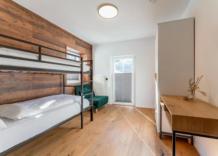 Leni 3 * דינטן אם הוכקוניג